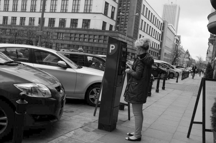 Paying for the parking at the Nowogrodzka Street (Centrum)
