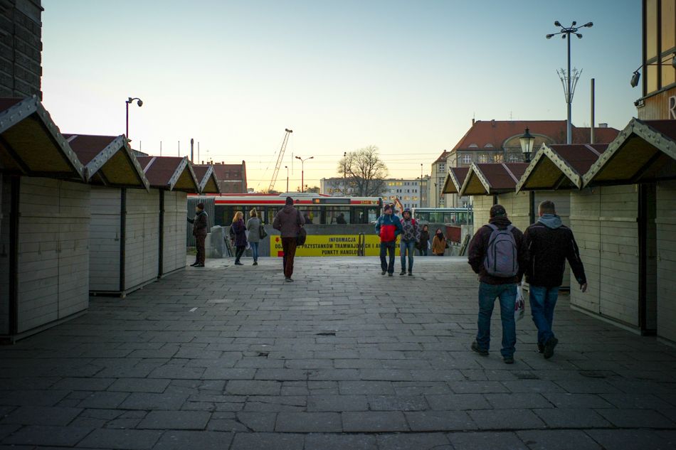 Towards the Wały Jagiellońskie street and underground passage to trams